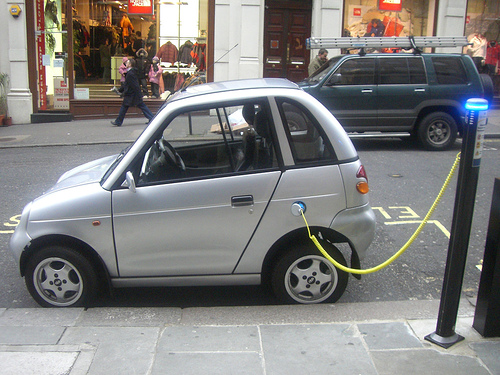 How the EU supports low-emission vehicles