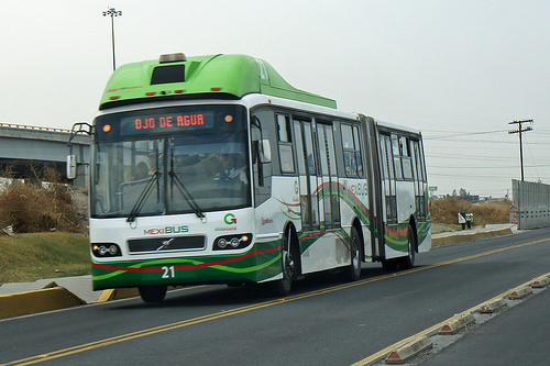 What makes a successful Bus Rapid Transit line?